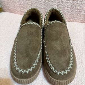 Pierre Dumas Brown Suede Flats